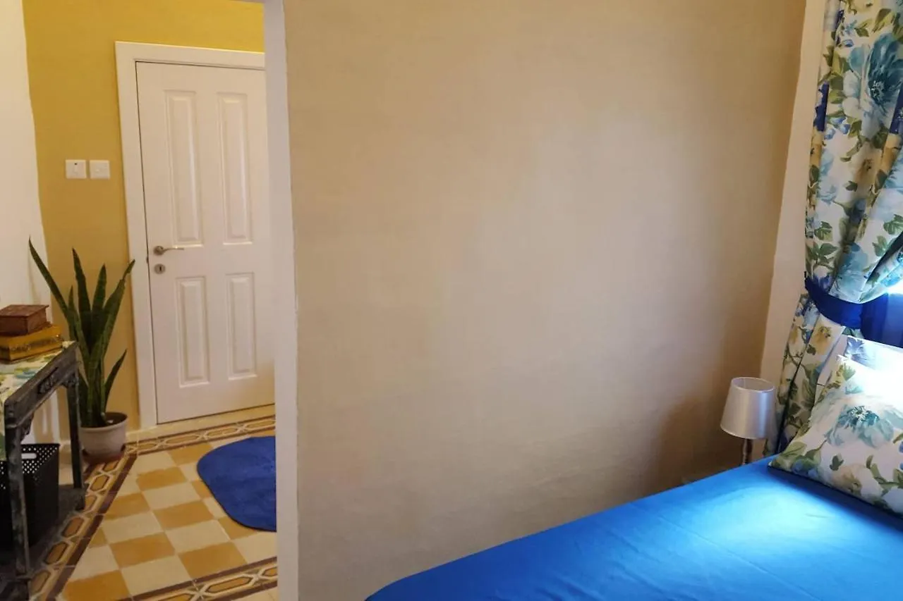 Traditional Maltese Townhouse Zejtun 0*,