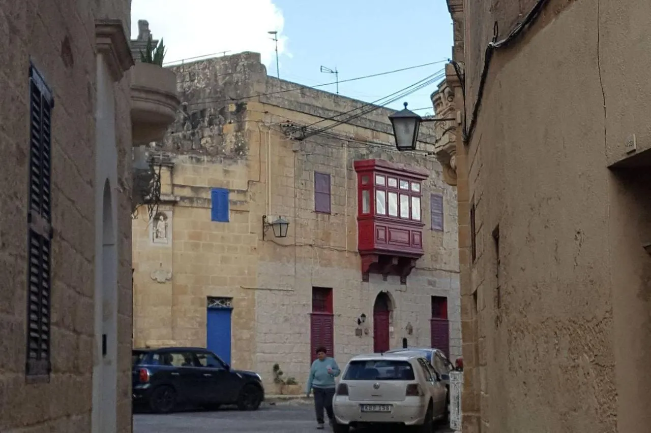 Traditional Maltese Townhouse Zejtun Holiday home